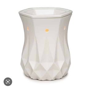 Alabaster Scentsy warmer